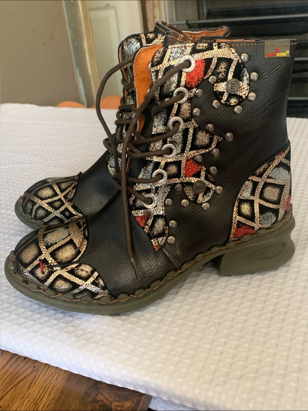 Tma Eyes Brown Leather Geometric Contrast  Patchwork Metallic ankle booties 7
